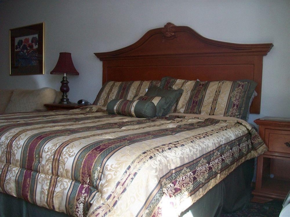 Shady Acre Inn And Suites Branson West Exteriér fotografie
